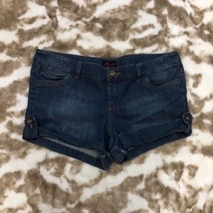 Sz 18 Torrid Rolled Bottom Denim Shorts